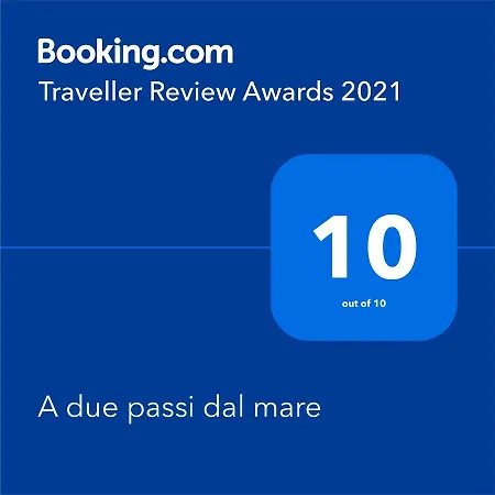 A Due Passi Dal Mare *