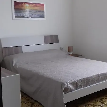 A Due Passi Dal Mare *